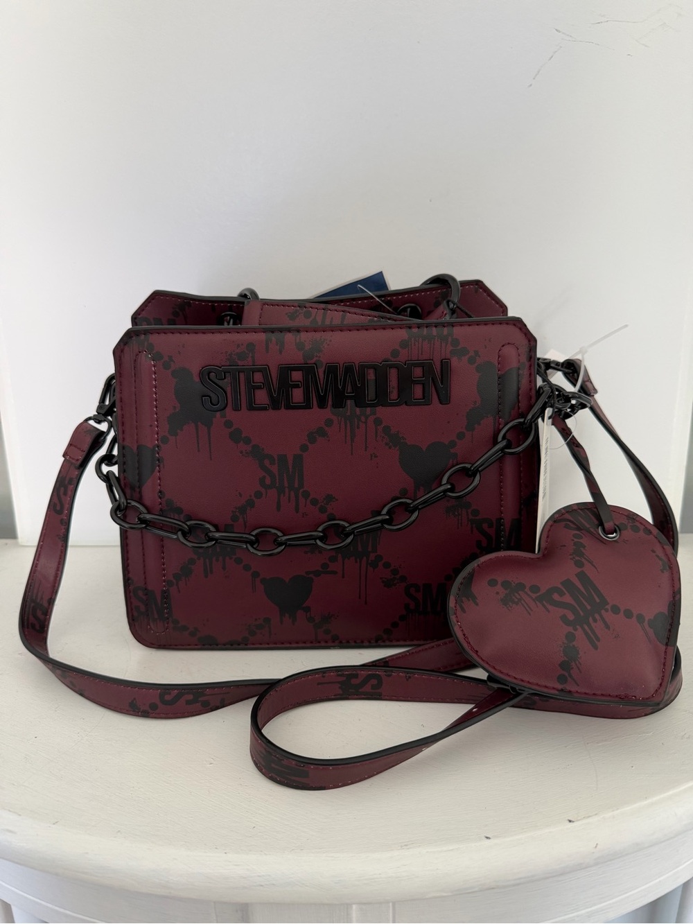 STEVE MADDEN BEVELYN DRIPPING HEART SATCHEL HALLOWEEN MAROON WINE BLACK Viral